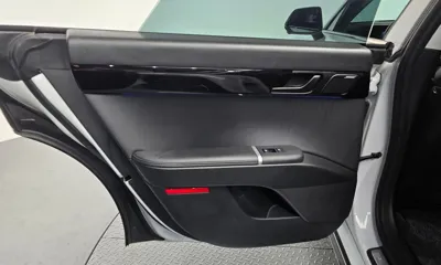 Hyundai Grandeur 2023, 25141 км, за 28160.69 USD - фото 25
