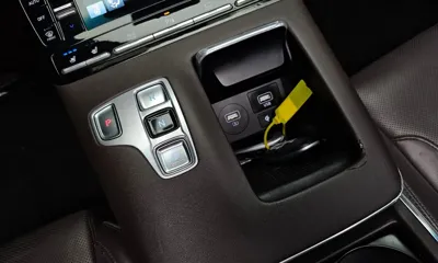 Hyundai Grandeur 2022, 105762 км, за 12508.15 USD - фото 9