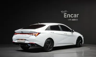 Hyundai Avante 2023, 36967 км, за 11644.56 USD