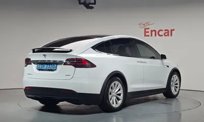 Tesla Model X 2018, 102684 км, за 40889.28 USD
