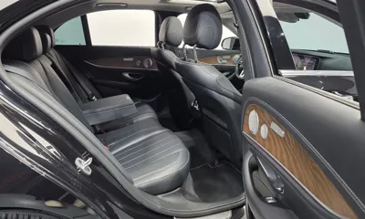 Mercedes-Benz E-Class 2019, 63886 км, за 17907.14 USD - фото 12