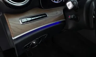 Mercedes-Benz E-Class 2019, 63886 км, за 17907.14 USD - фото 14