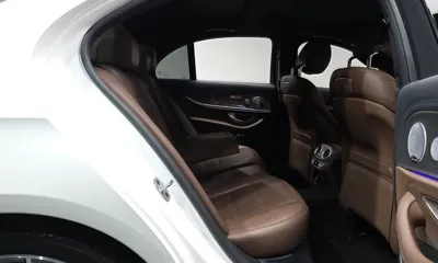 Mercedes-Benz E-Class 2019, 65351 км, за 31729.27 USD - фото 11