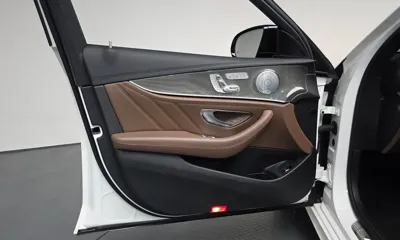 Mercedes-Benz E-Class 2019, 65351 км, за 31729.27 USD - фото 24