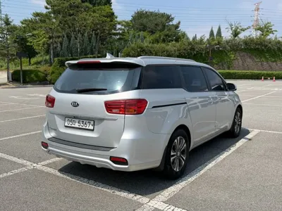 Kia Canival 2019, 204790 км, за 4463.7 USD
