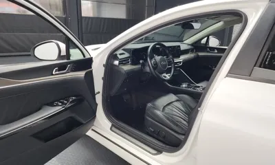 Kia K5 2020, 82608 км, за 12377.47 USD - фото 10