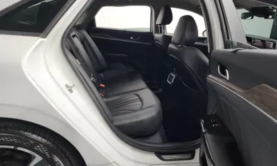 Kia K5 2020, 82608 км, за 12377.47 USD - фото 12