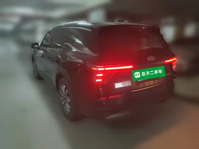 Ford Edge 2025, 9800 км, за 28775 USD - фото 4