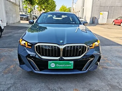 BMW i5 2024, 18400 км, за 35719 USD