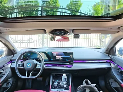 BMW i5 2024, 18400 км, за 35719 USD - фото 13