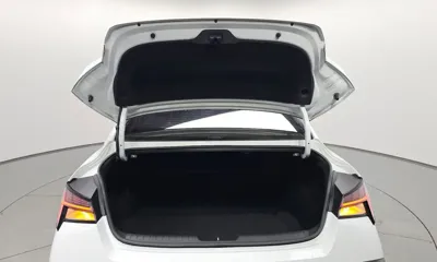 Hyundai Avante 2025, 12945 км, за 21662.07 USD - фото 33