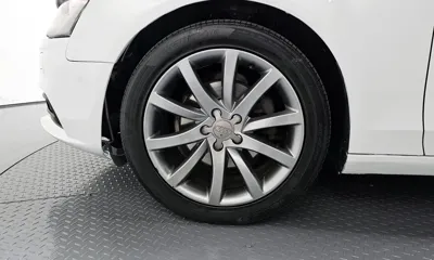 Audi A4 2014, 109466 км, за 4355.46 USD