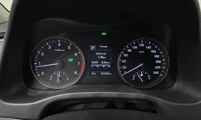 Hyundai Avante 2017, 163309 км, за 5016.29 USD - фото 8