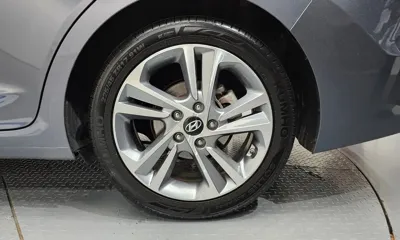 Hyundai Avante 2017, 163309 км, за 5016.29 USD - фото 21