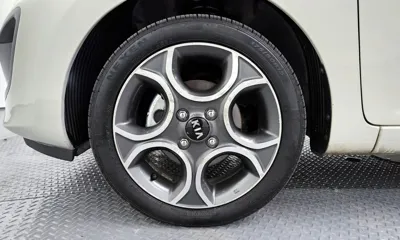 Kia Morning 2013, 118530 км, за 2974.62 USD
