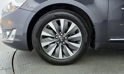Kia K7 2014, 170772 км, за 4228.47 USD