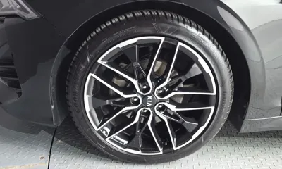 Kia K5 2021, 65939 км, за 11831.24 USD