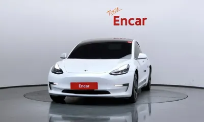 Tesla Model 3 2020, 69663 км, за 19478.84 USD