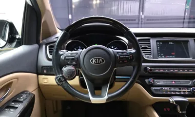 Kia Canival 2019, 121349 км, за 65110.35 USD - фото 14