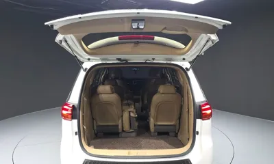 Kia Canival 2019, 121349 км, за 65110.35 USD - фото 20