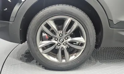 Hyundai Santafe 2013, 108263 км, за 6186.1 USD