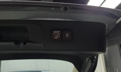 Mercedes-Benz GLC-Class 2018, 74515 км, за 16286.65 USD - фото 15