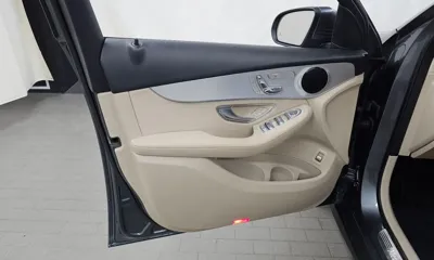 Mercedes-Benz GLC-Class 2018, 74515 км, за 16286.65 USD - фото 24