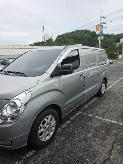 Hyundai Starex 2015, 313475 км, за 3633.96 USD