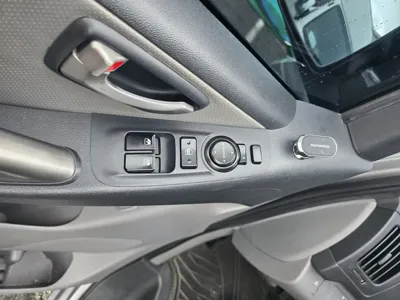 Hyundai Starex 2015, 313475 км, за 3633.96 USD - фото 6