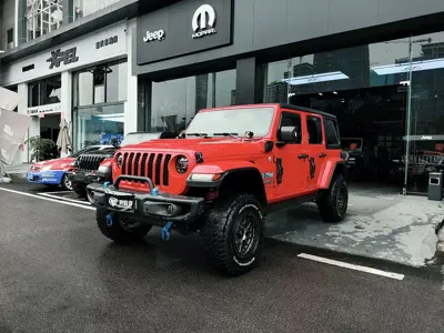 Jeep Wrangler PHEV · 2023 год