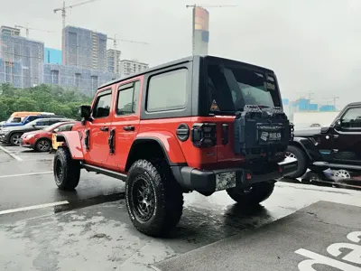 Jeep Wrangler PHEV 2023, 70000 км, за 42494.76 USD - фото 15