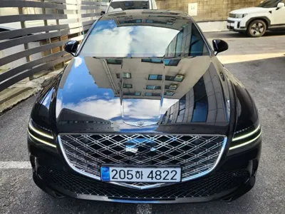 Genesis G80 · 2026 год