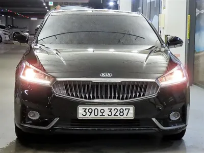 Kia K7 2017, 95967 км, за 7944.26 USD