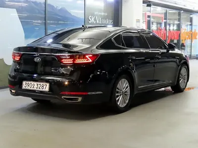 Kia K7 2017, 95967 км, за 7944.26 USD