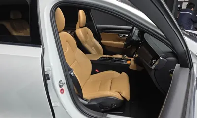 Volvo S90 2022, 42100 км, за 22687.37 USD - фото 12