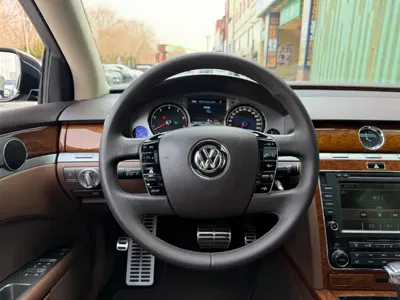 Volkswagen Phaeton