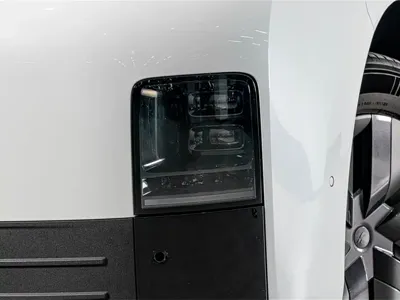 Li Auto Li MEGA 2025, 19200 км, за 71952.7 USD