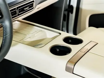 Li Auto Li MEGA 2025, 19200 км, за 71952.7 USD - фото 13