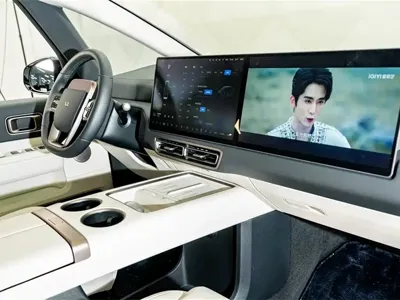 Li Auto Li MEGA 2025, 19200 км, за 71952.7 USD - фото 22