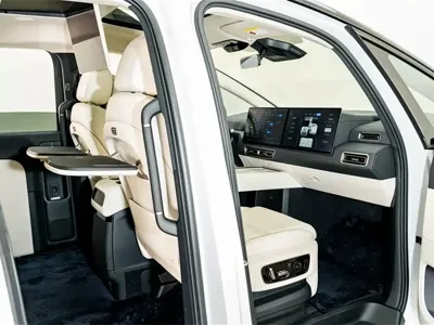 Li Auto Li MEGA 2025, 19200 км, за 71952.7 USD - фото 24