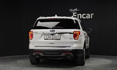 Ford Explorer 2019, 53967 км, за 12884.04 USD