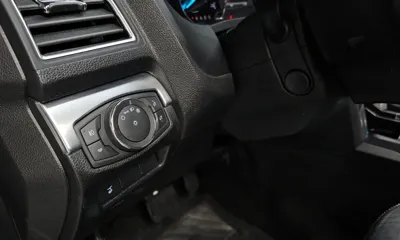 Ford Explorer 2019, 53967 км, за 12884.04 USD - фото 18