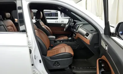 KG_Mobility_Ssangyong Rexton 2018, 111339 км, за 11009.78 USD - фото 11