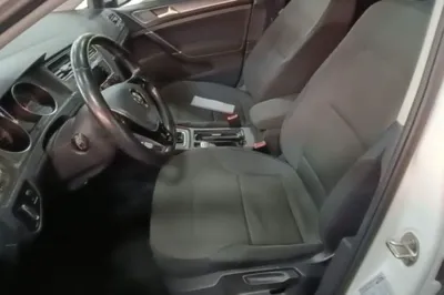 Volkswagen Golf 2016, 120600 км, за 7737 USD - фото 17