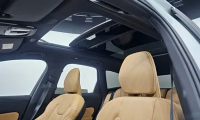 Volvo XC60 2024, 13401 км, за 40977.22 USD - фото 19
