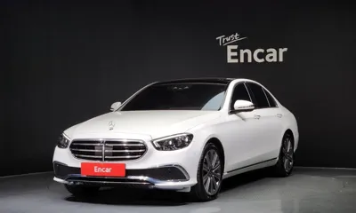Mercedes-Benz E-Class · 2022 год
