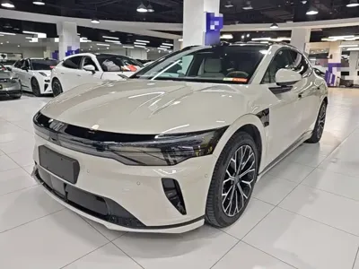 Zeekr 极氪007GT · 2025 год