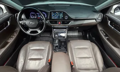 Hyundai Grandeur 2017, 150588 км, за 7417.62 USD - фото 7