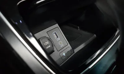 Hyundai Grandeur 2017, 150588 км, за 7417.62 USD - фото 17