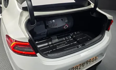Hyundai Grandeur 2017, 150588 км, за 7417.62 USD - фото 19